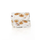 Torrone bianco friabile con mandorle